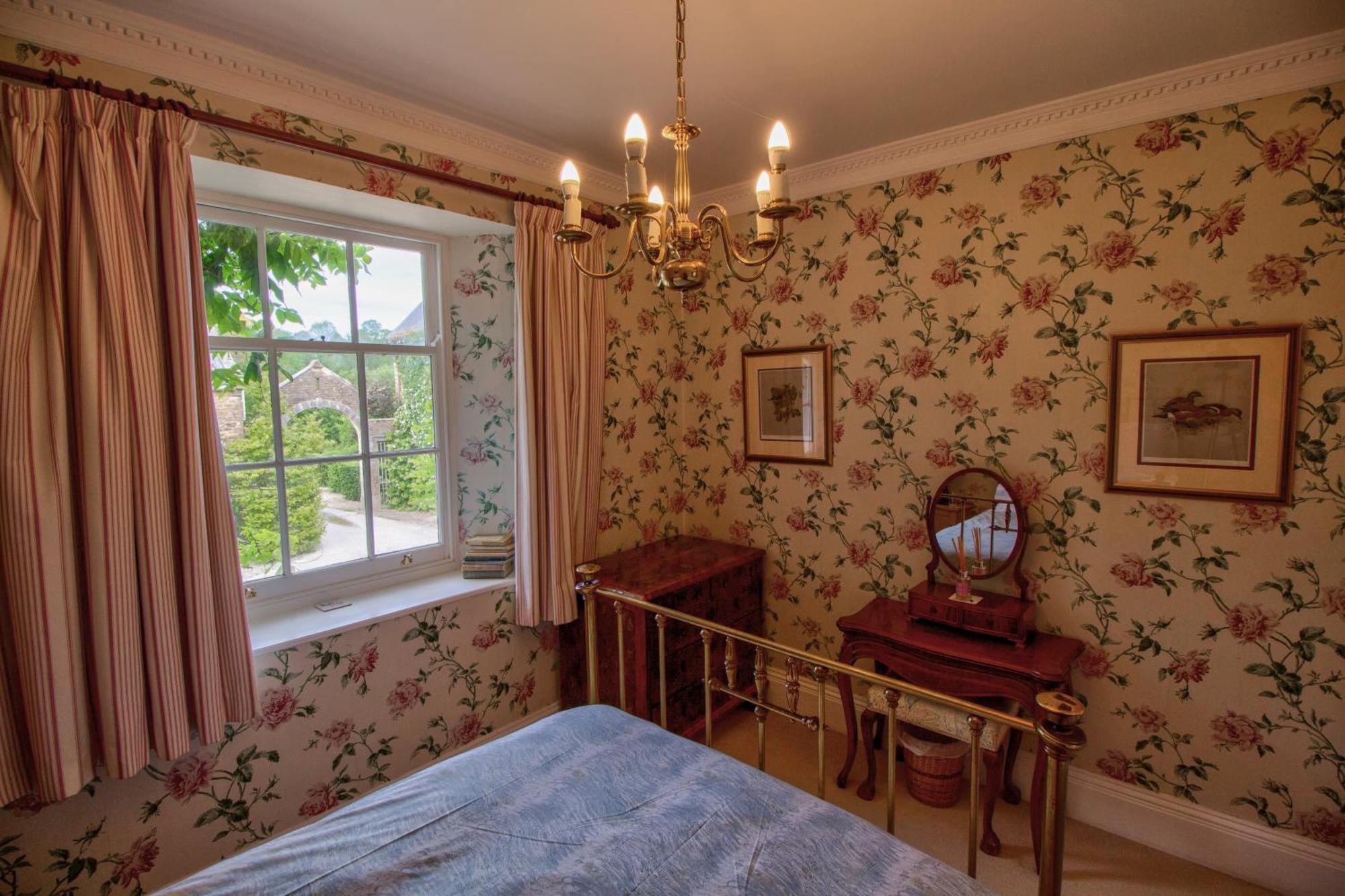 مبيت وإفطار Maiden Newton West Compton Manor المظهر الخارجي الصورة